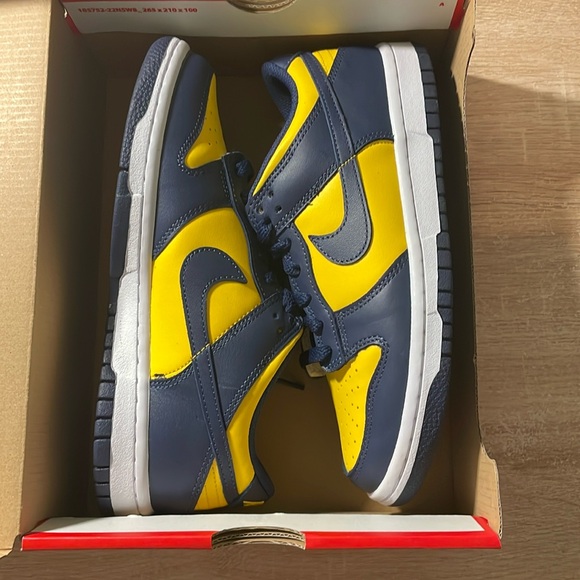 yellow and navy dunks